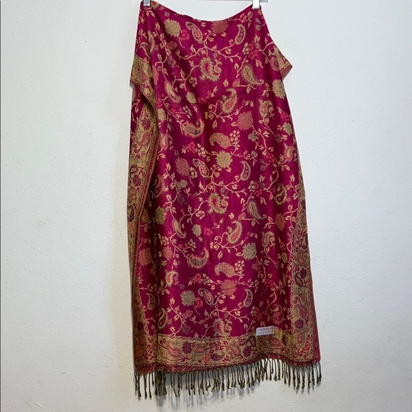 Pashmina Women’s Silk Blend Elegant Vibrant Hot Pink Floral Fringed Shawl - Picture 3 of 11